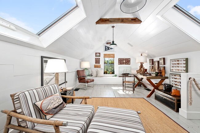 Building Photo - 90 Powell Ave