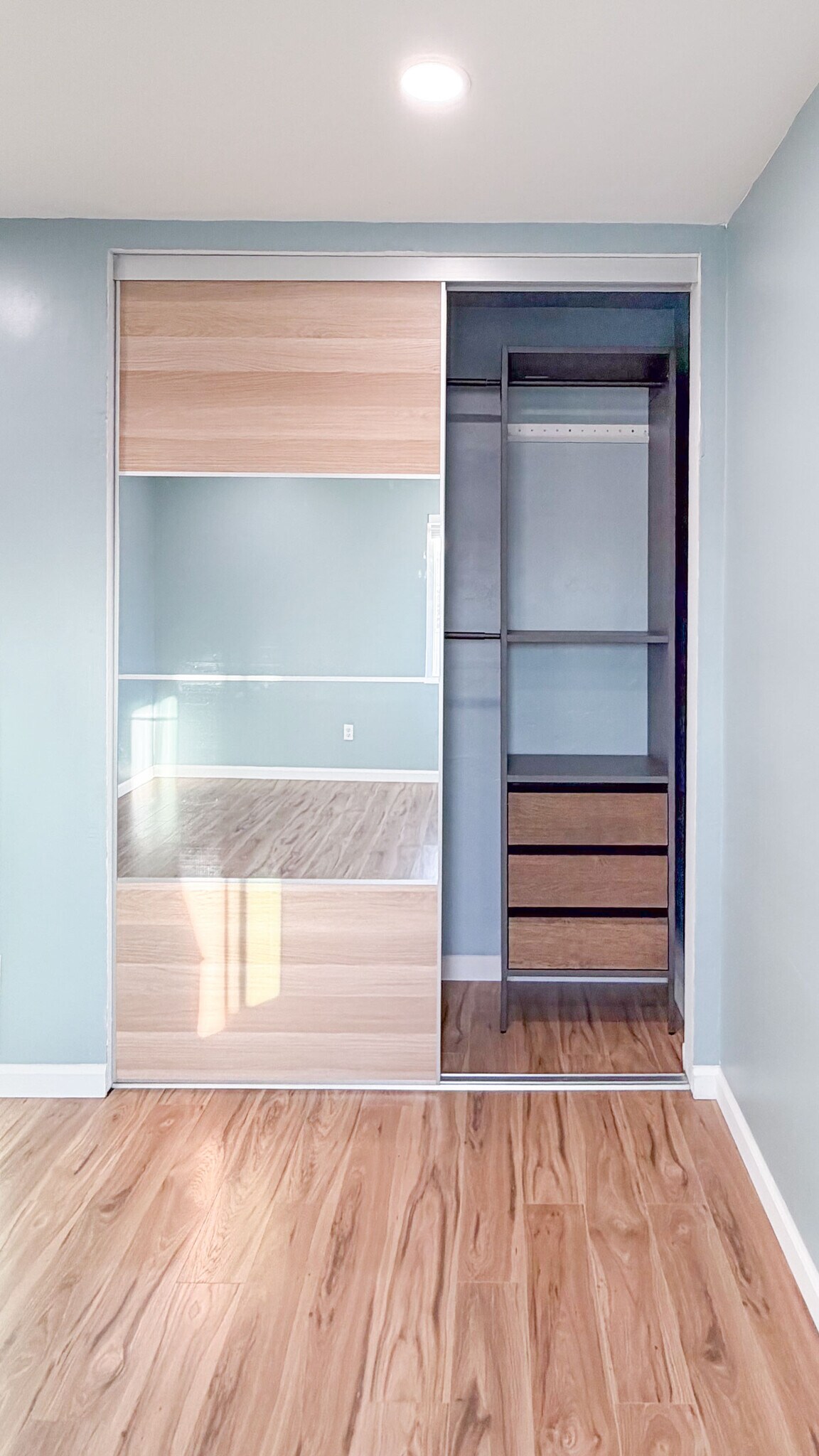 Building Photo - 4169 Myrtle Ave