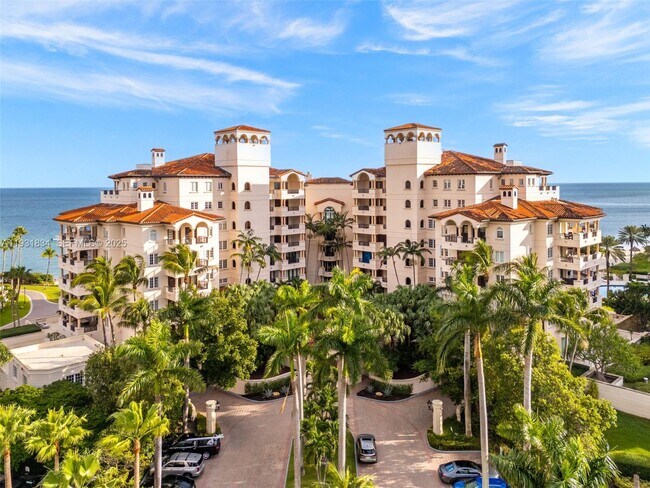 Building Photo - 7471 Fisher Island Dr