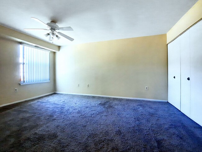 Building Photo - **Spacious 3BR/1BA Condo – Move-In Special...