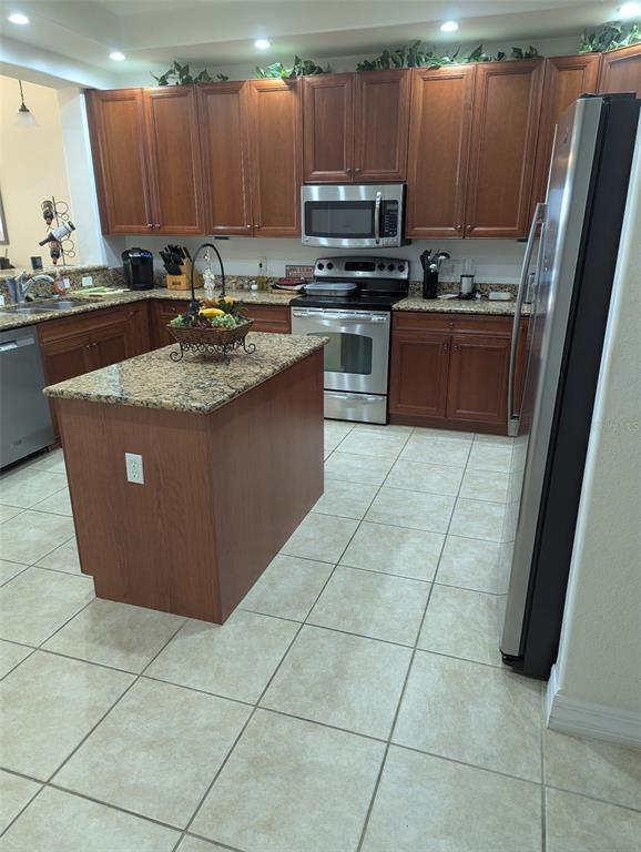 Building Photo - 1340 Rock Dove Ct