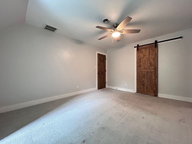 Building Photo - Charming Waterfront Home in Sought-After Chesopeian Colony "ASK ABOUT OUR ZERO DEPOSIT"