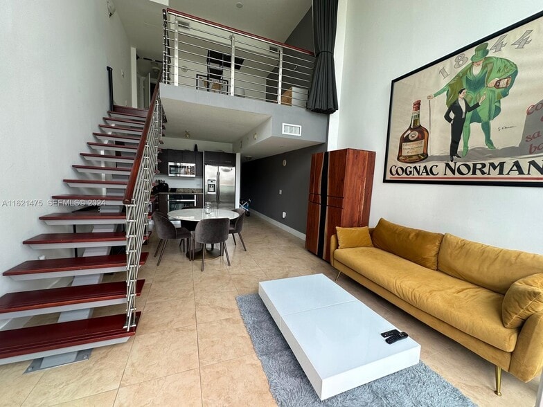 Building Photo - 41 SE 5th St