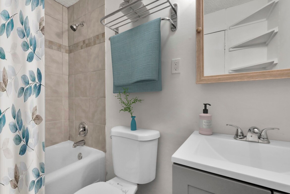 Building Photo - 820 N Pennsylvania Ave