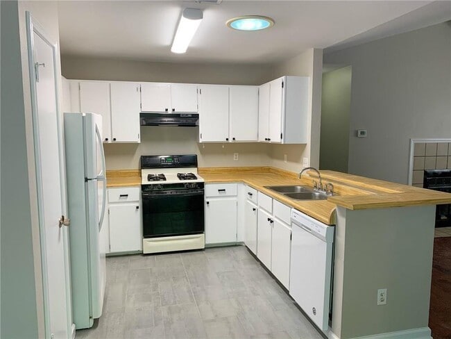 Building Photo - 11803 Lochridge Dr