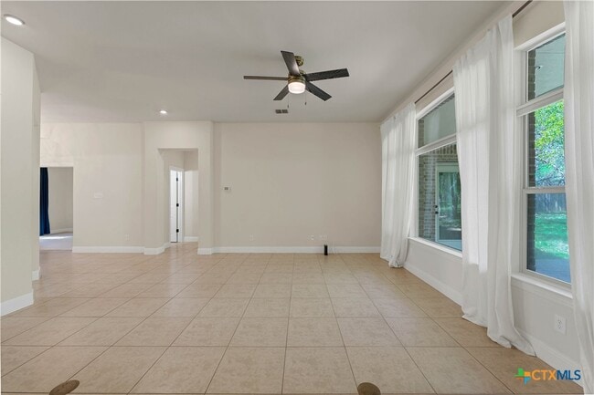 Building Photo - 781 Meridian Dr