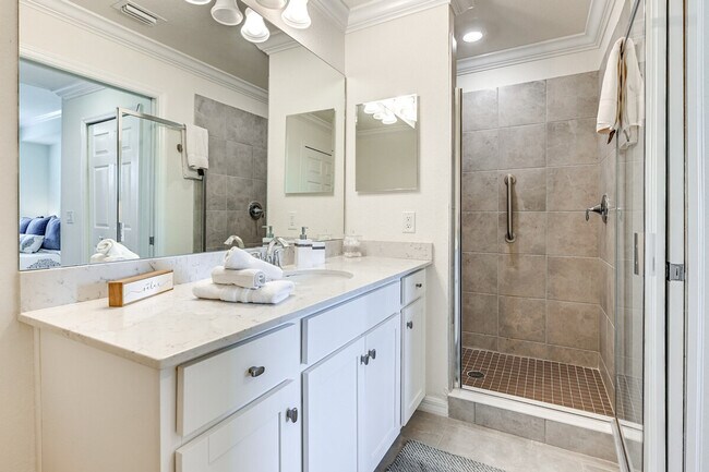 Building Photo - 17902 Gawthrop Dr