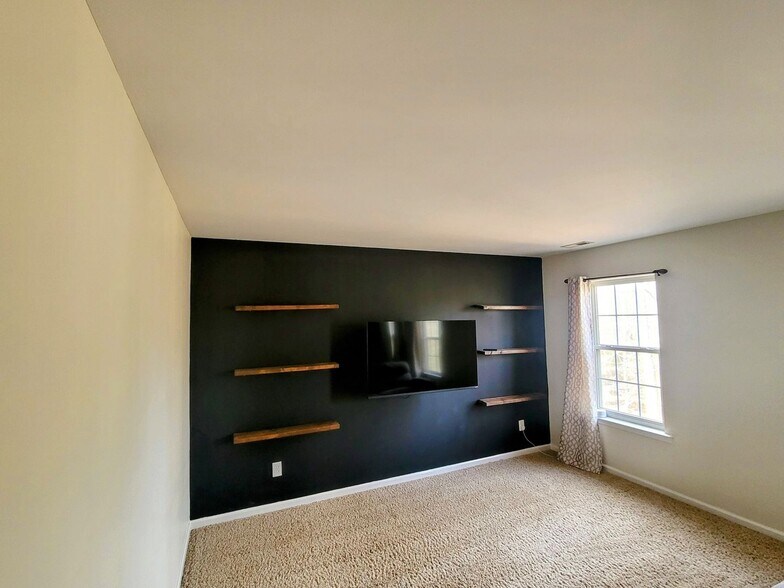 Building Photo - 6351 Pink Dogwood Ln