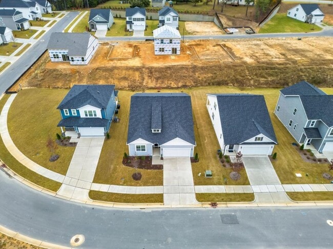 Building Photo - 163 Little Crk Dr