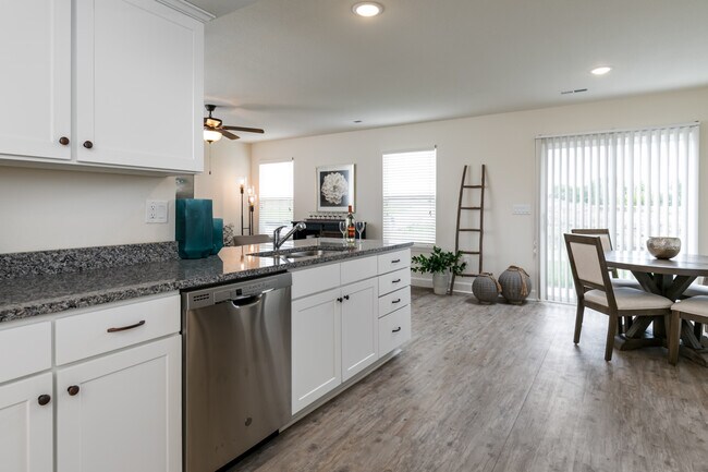 Building Photo - 19505 Mulberry Ln