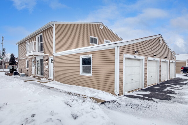 Primary Photo - 7968 163rd Pl