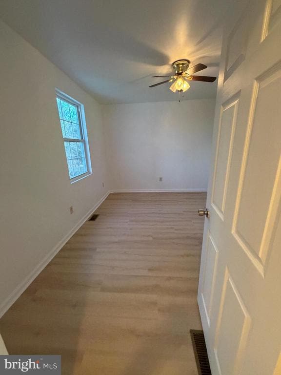 Building Photo - 9 Hartford Rd