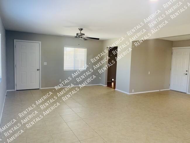 Building Photo - 11433 N Hagen Dr