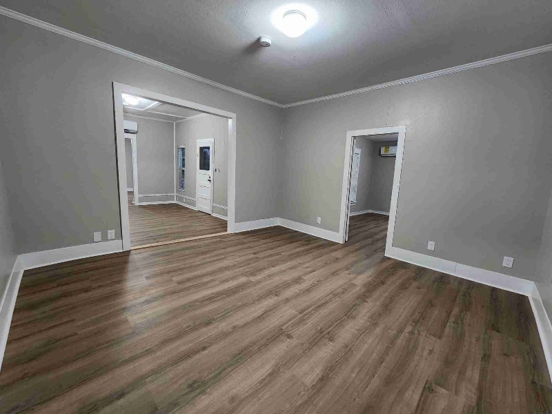 Building Photo - 206 N Donohue St