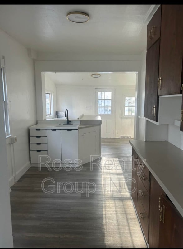 Primary Photo - 3591 Doyle St