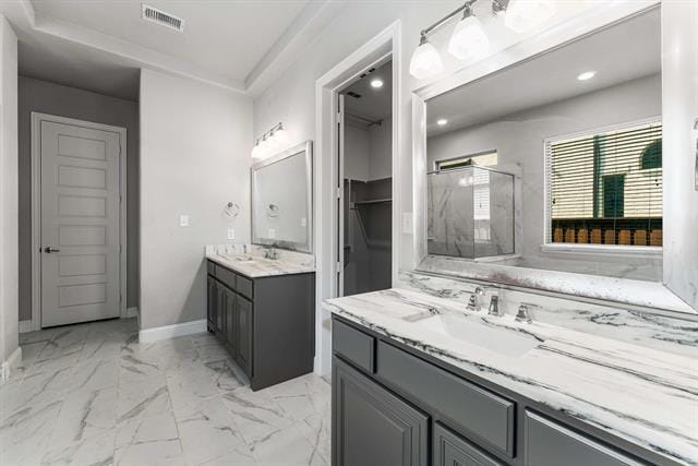 Building Photo - 2605 Greenlawn Dr