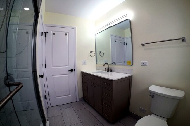 Building Photo - 8017 W Churchill Ave