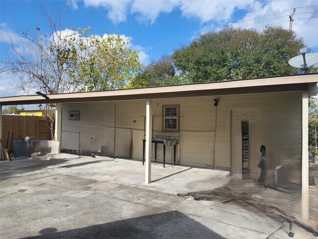 Building Photo - 11423 Royal Thistle Ct