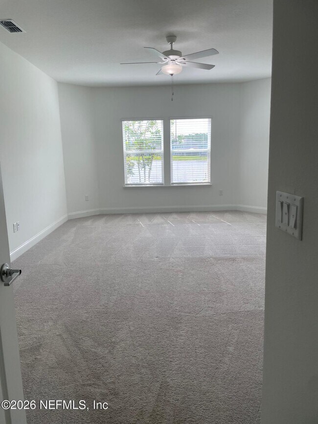 Building Photo - 182 Pine Candle Way