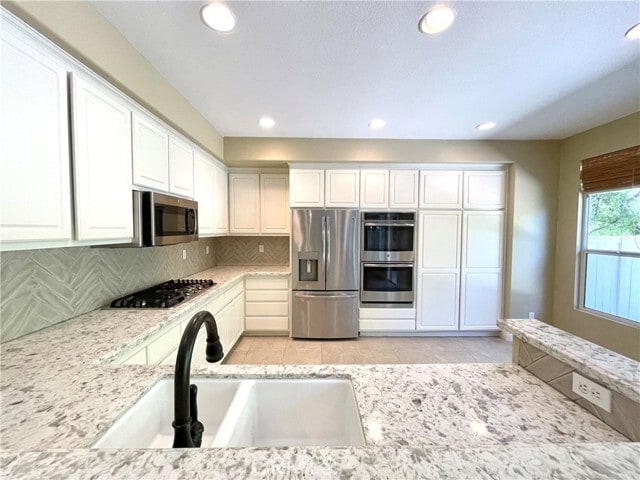 Building Photo - 32 Bogey Ln