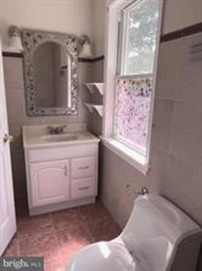 Building Photo - CHARMING BRICK COLONIAL HOME IN ROCKVILLE,...