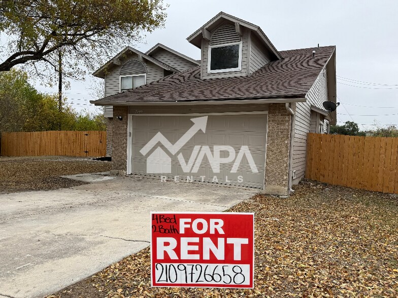 Building Photo - 7102 Grassy Trail