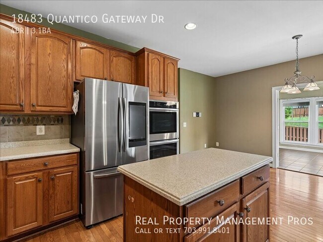 Building Photo - 18483 Quantico Gateway Dr