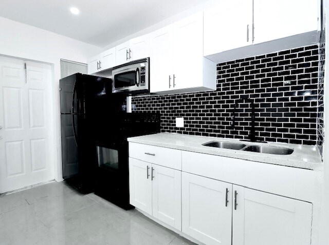 Building Photo - 724 NW 3rd Ct