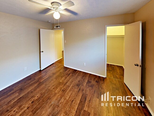 Building Photo - 7125 Hardwood Trail