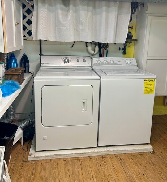 Building Photo - 716 Philadelphia Blvd