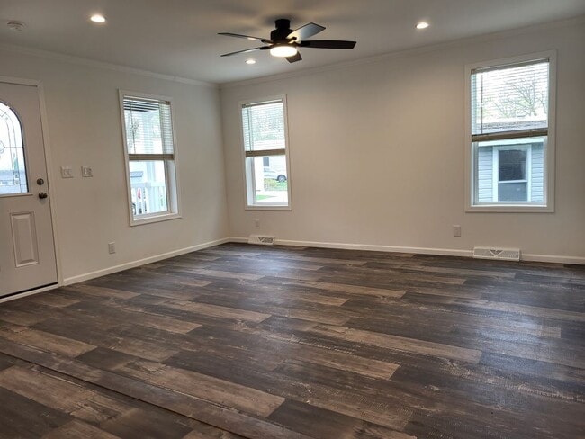 Building Photo - 1149 Bayside Rd