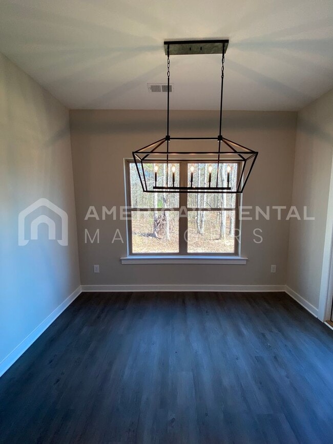 Building Photo - 308 Lakewood Ln