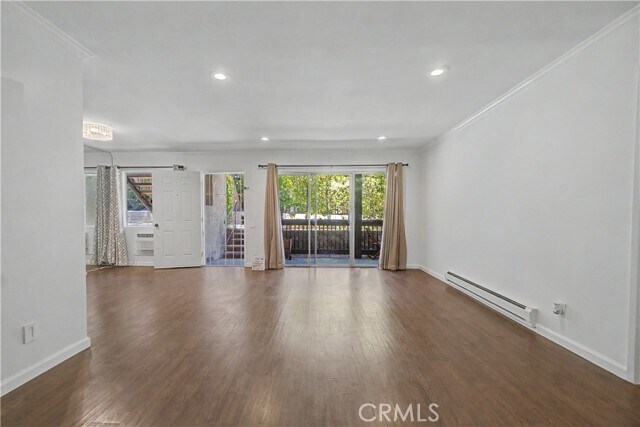 Building Photo - 322 Miraleste Dr