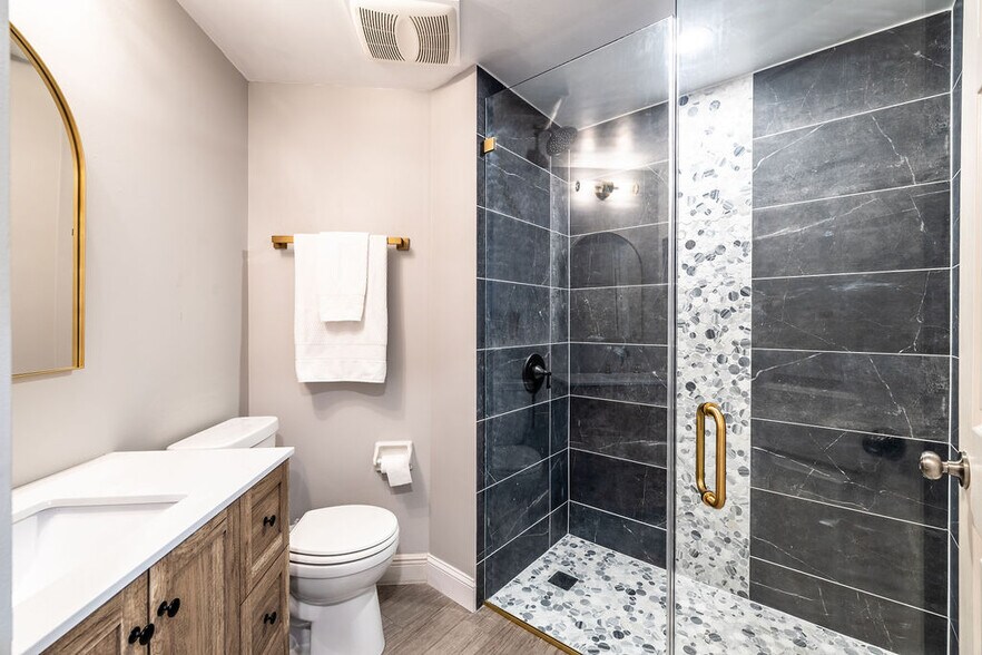 Building Photo - 9330 Seagrape Dr