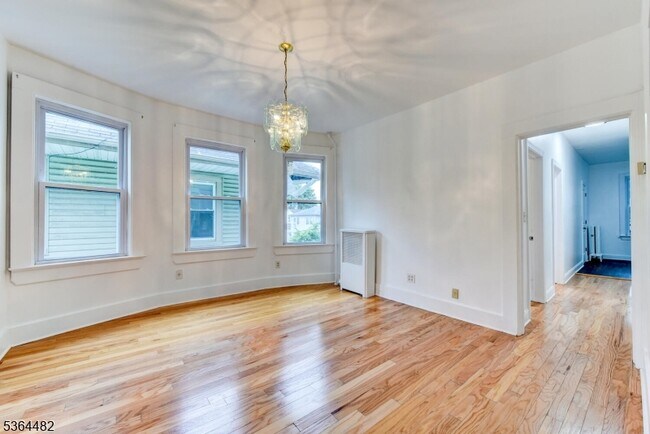 Building Photo - 24 Eckert Ave