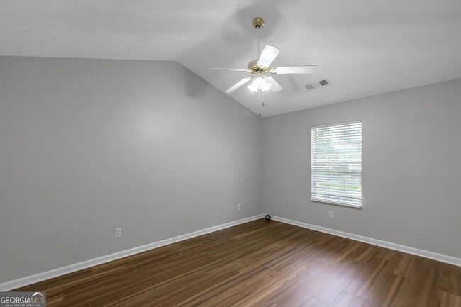 Building Photo - 97 Livingston Ln