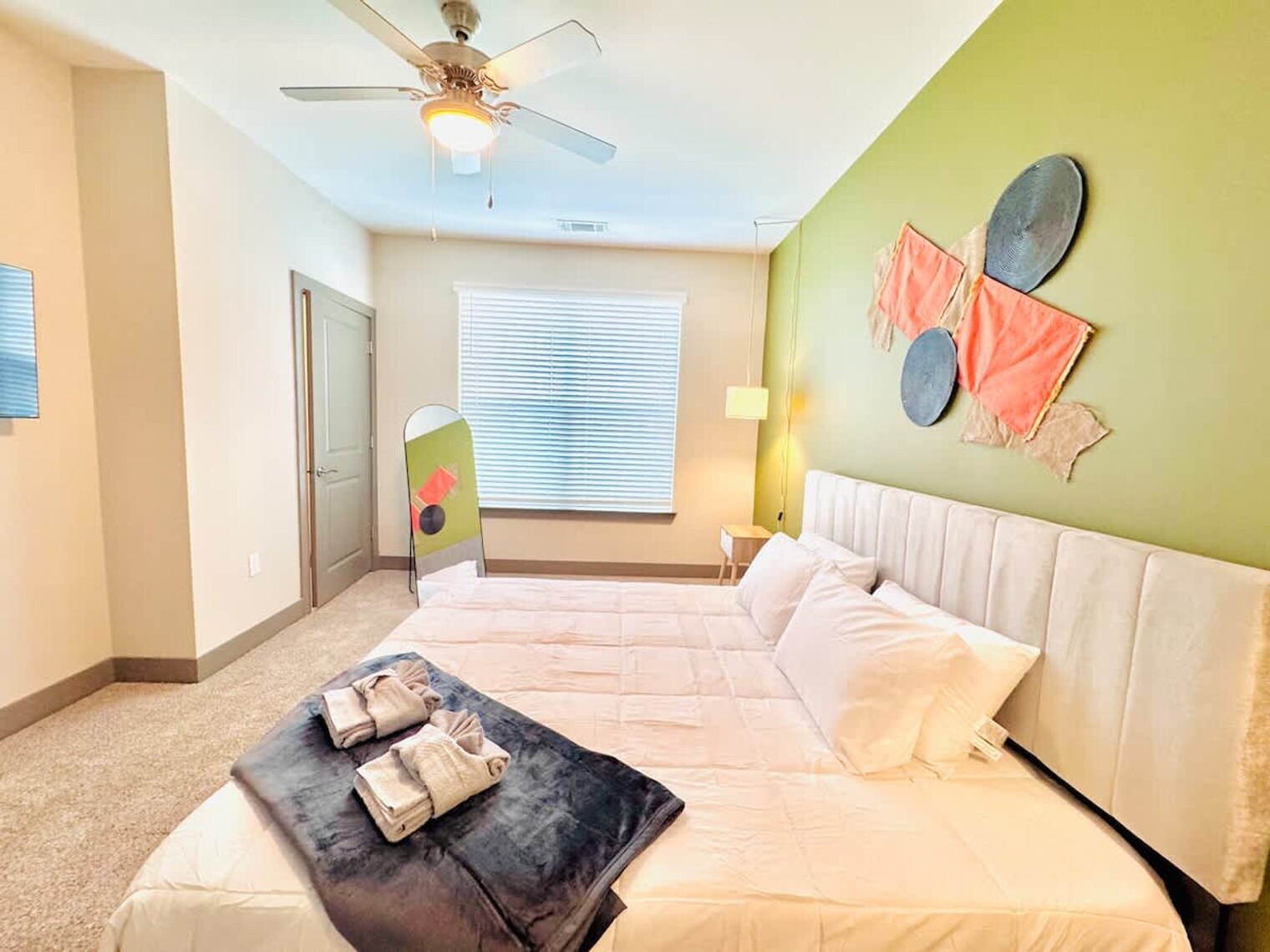 Building Photo - 9244 Vintage Hills Way