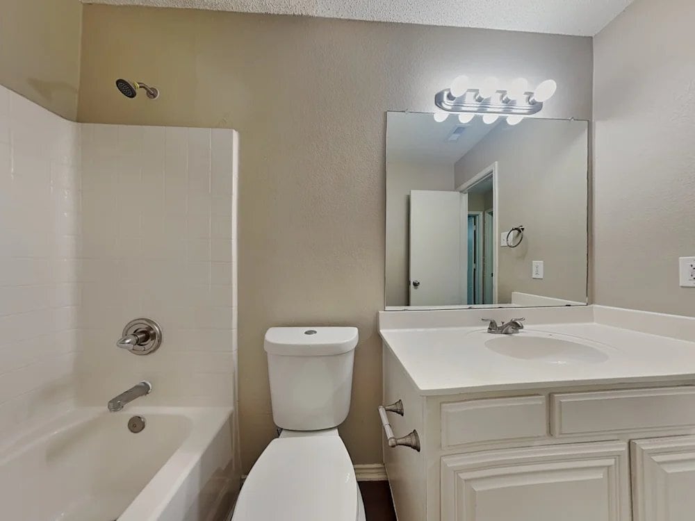 Building Photo - 8004 Mourning Dove Dr