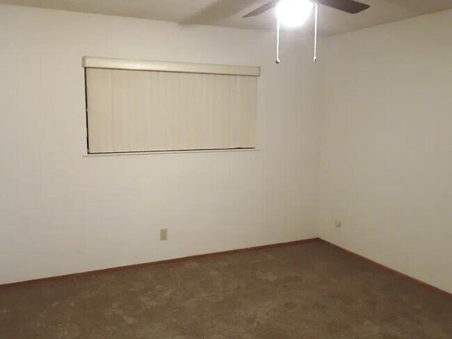 Building Photo - single family home