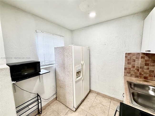 Building Photo - 2212 Grant St