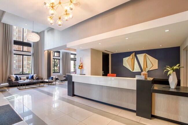 Building Photo - 1510 Clarendon Blvd