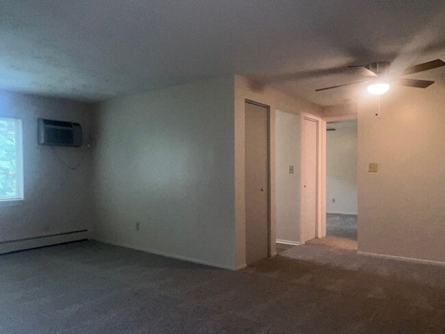 Building Photo - Rainforest Village