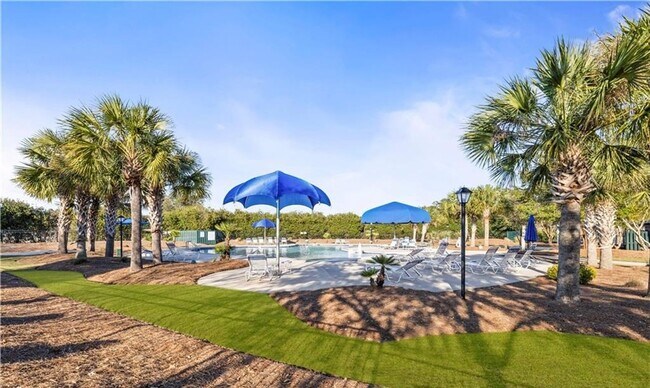 Building Photo - Stunning 5 Bed/3.5 Bath Home in Buckhead East