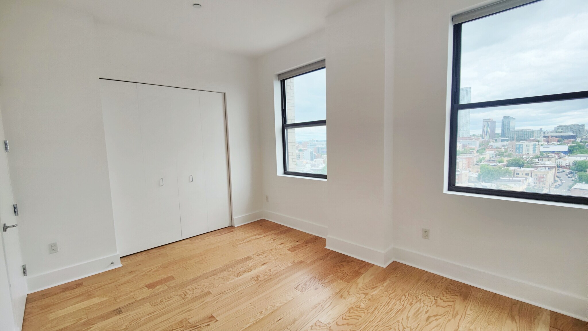 Building Photo - 4 Beacon Way