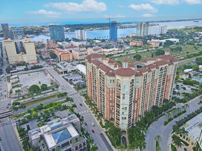 Building Photo - 550 Okeechobee Blvd