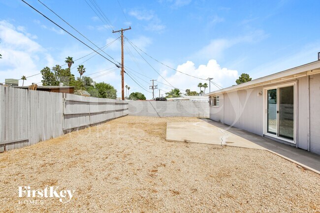 Building Photo - 3634 W Alice Ave