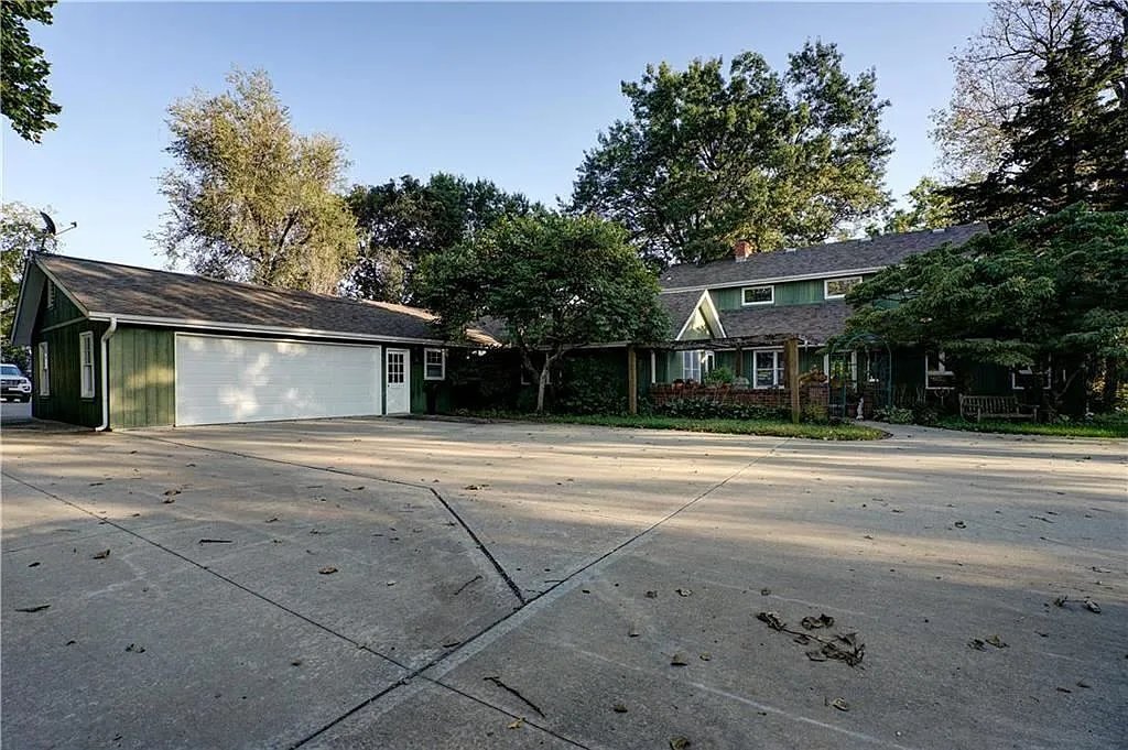 Building Photo - 3160 W 247th St