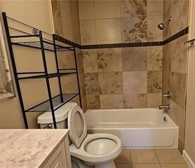 Building Photo - 7400 Bellerive Dr