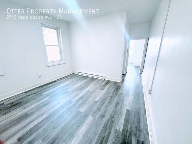 Building Photo - 2745 Kensington Ave