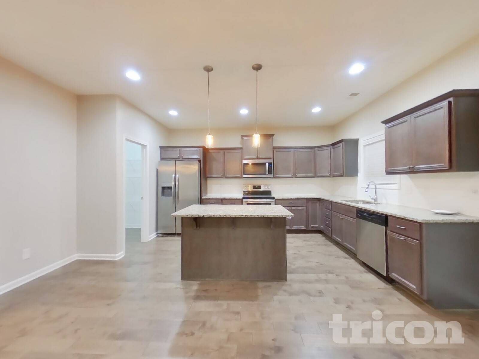 Building Photo - 173 Cliffhaven Cir